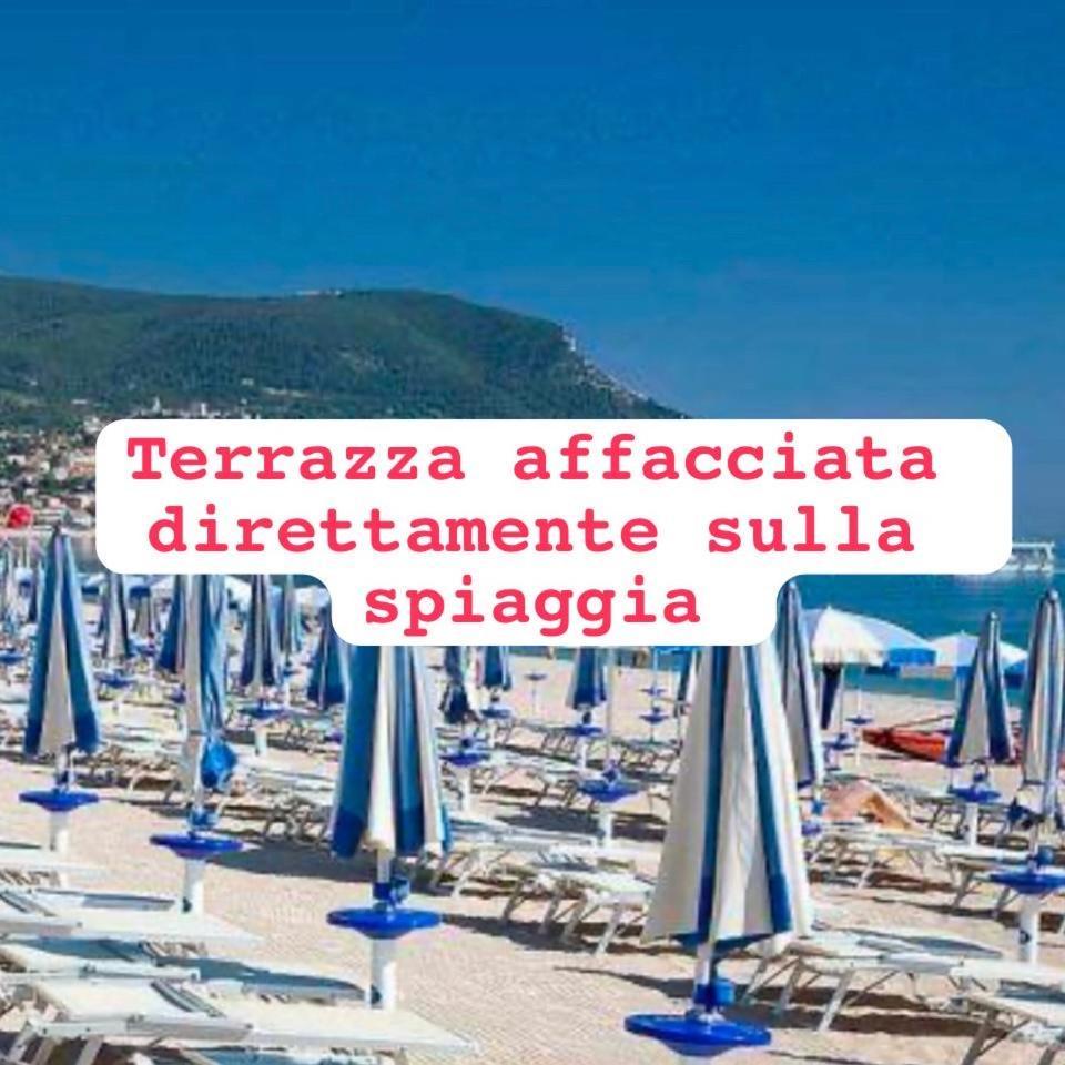 Conero Casa - Marcelli Di Numana In Via Litoranea 101 Sul Mare Vista Spiaggia Con Parcheggio Esclusivo Экстерьер фото